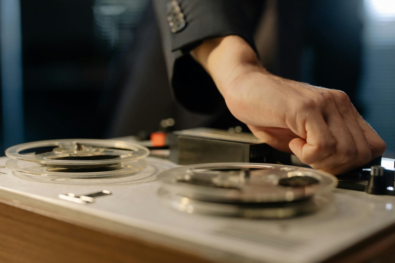 Highlight reel of professional players excelling in their respective roles