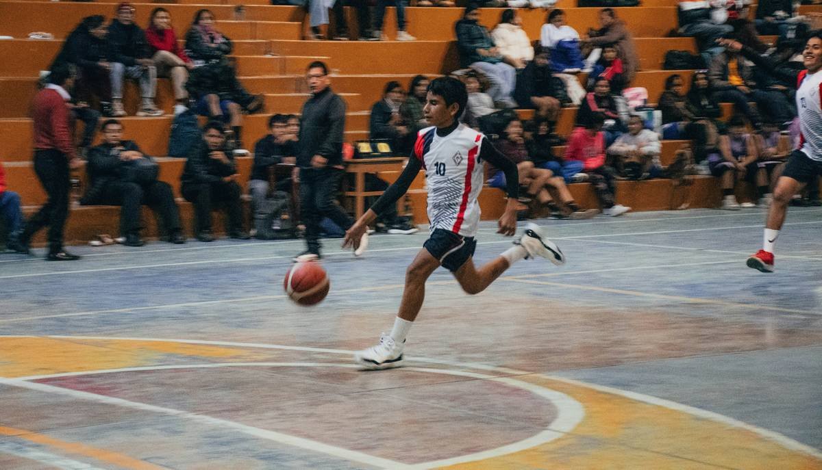 PC setup showing multiple monitors with strategy guides