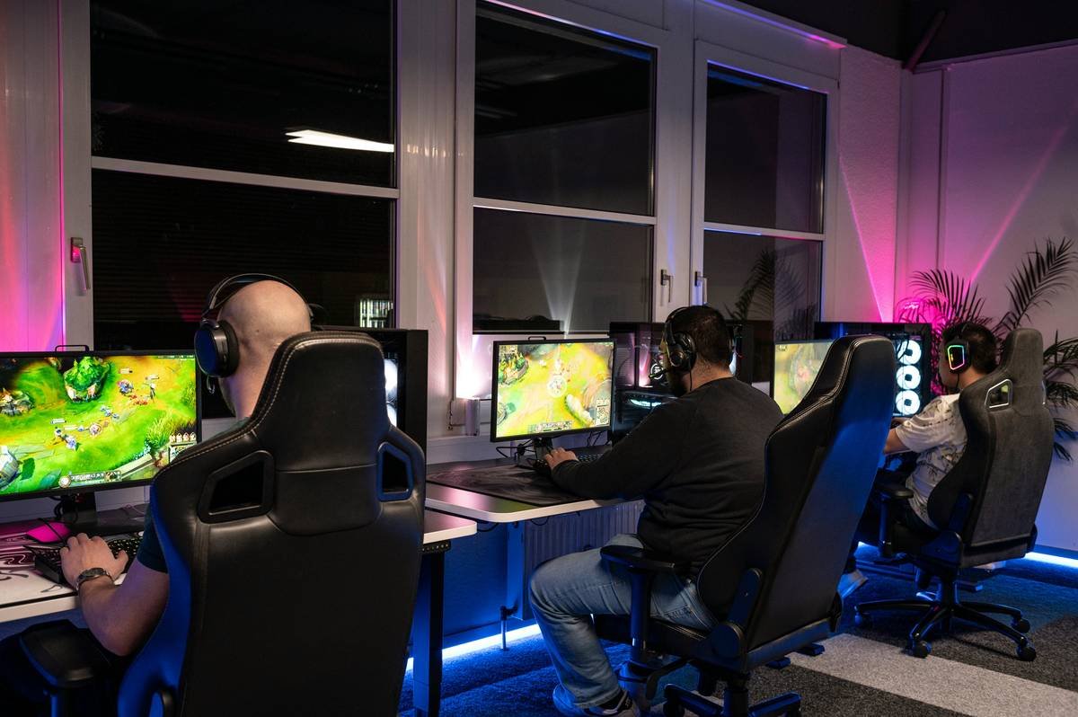 Overwatch League Team Setups: How Pros Build Rosters That Win Trophies