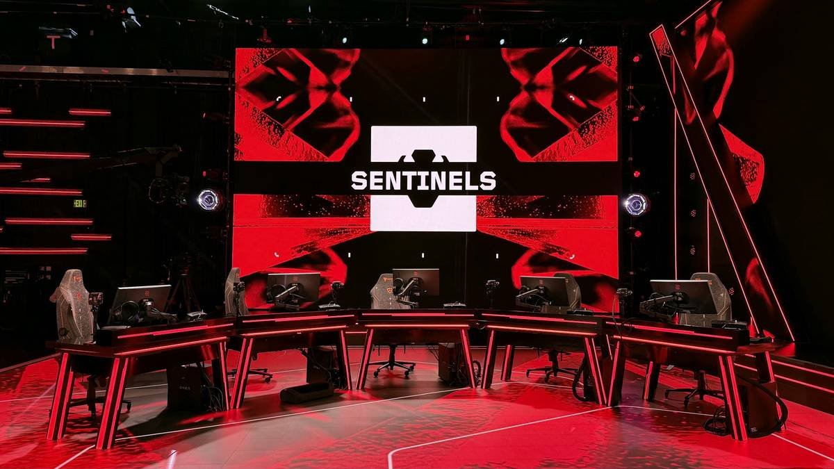 Map showing original 12 Overwatch League franchise cities with team logos